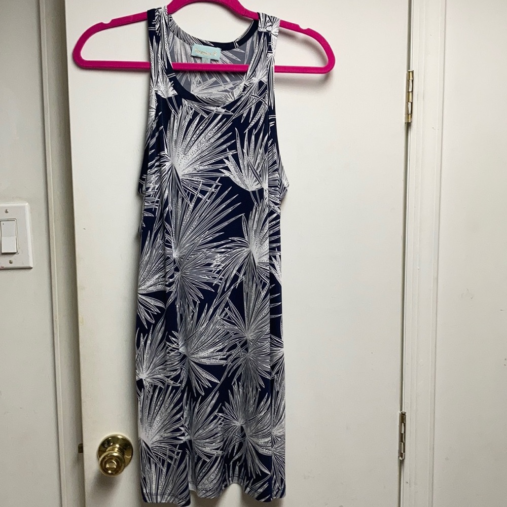 Dress. Short beautiful navy floral tank dress